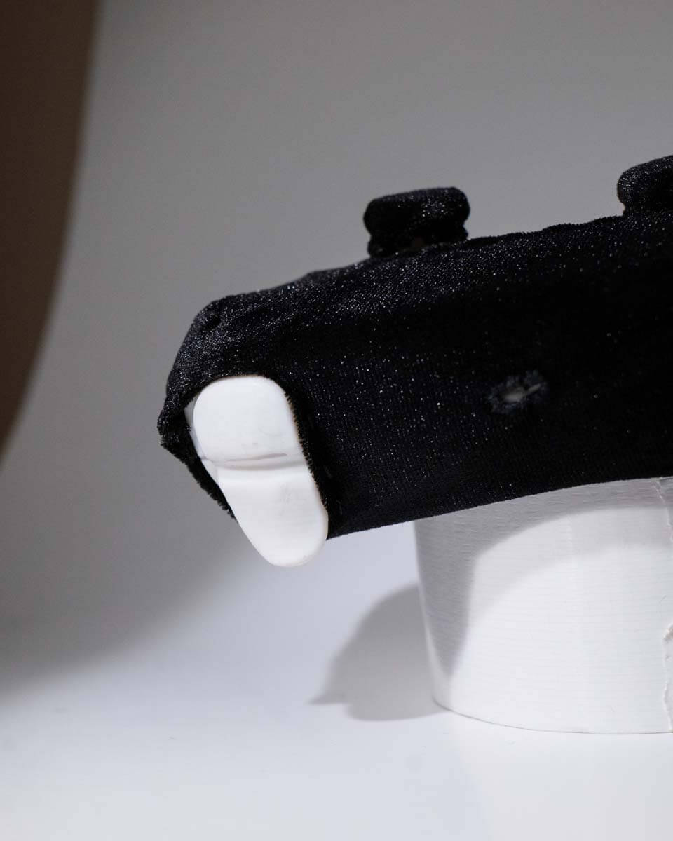 Black PS5 Controller Sleeve - Image 4
